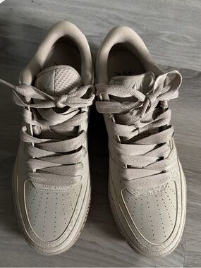 kyries Anta Hela code sneakers